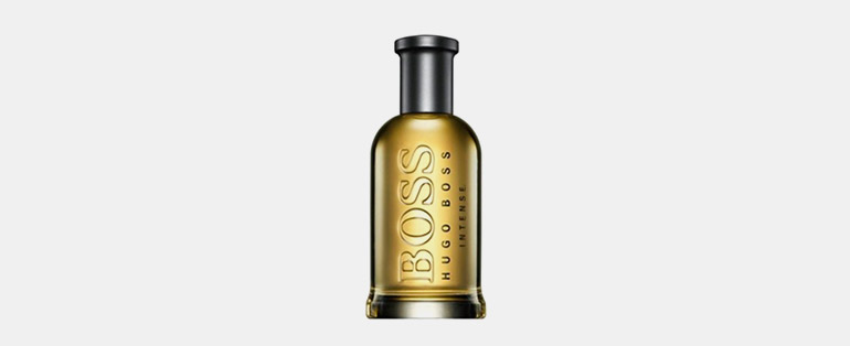 Boss Bottled Intense não pode faltar em uma lista de perfumes para capricórnio de respeito!