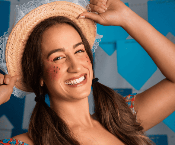 Festa Junina e Beleza: Perfumes e Makes que Combinam com a Tradição