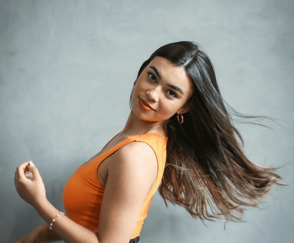 Leave-in Multifuncional: Cabelos Brilhantes, Protegidos e Sem Frizz
